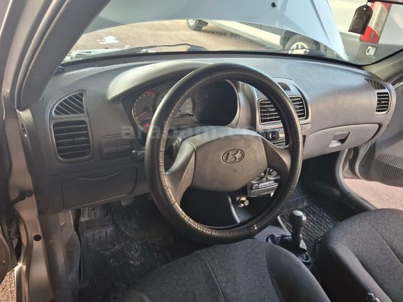Sahibinden Hyundai Accent 1.3 LX 2001 Model