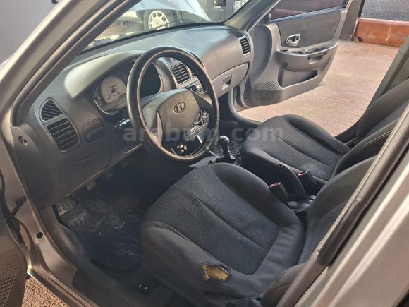 Sahibinden Hyundai Accent 1.3 LX 2001 Model