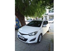 Sahibinden Hyundai i20 1.2 D-CVVT Sense 2012 Model  87.000 km Beyaz
