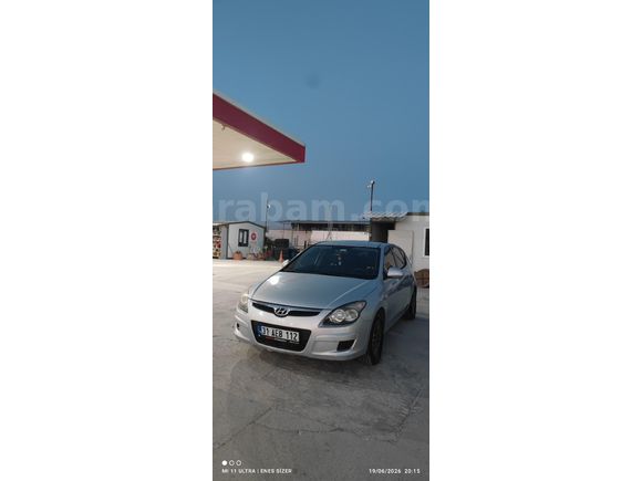 Sahibinden Manuel Hyundai i30 1.6 CRDi Team 2011 Model