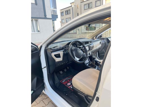 Sahibinden Toyota Corolla 1.6 advance 2013 Model 