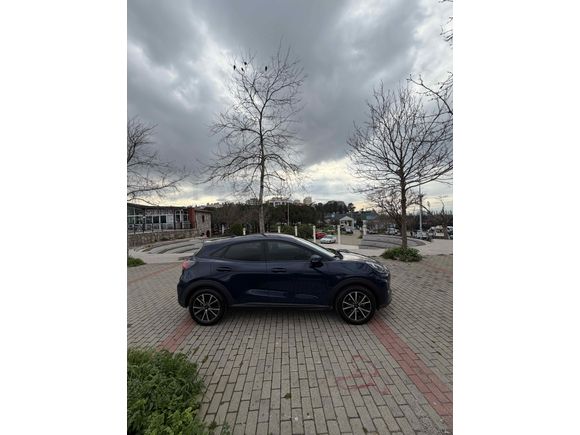 22bin kmde Ford Puma