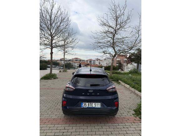 22bin kmde Ford Puma