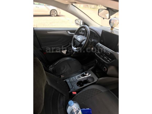 TERTEMİZ 
FORD 360 GARANTİLİ YETKİLİ SERBİS BAKIMLI  TEK ELDEN FOCUS
