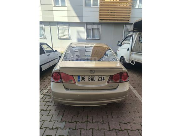 Sahibinden Honda Civic 1.6i VTEC Premium 2009 Model