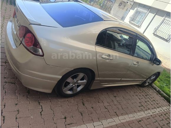 Sahibinden Honda Civic 1.6i VTEC Premium 2009 Model
