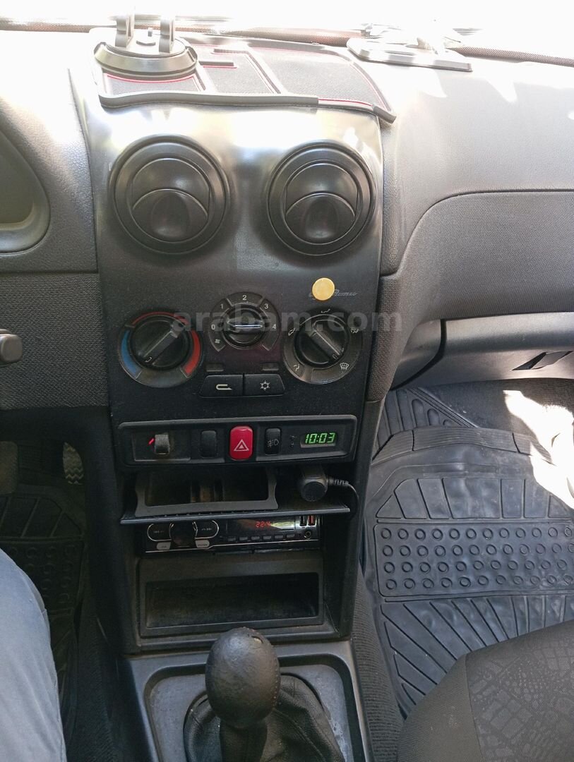 Sahibinden Alfa Romeo 146 1.4 TS 1998 Model İstanbul 306.000 km Kırmızı 4