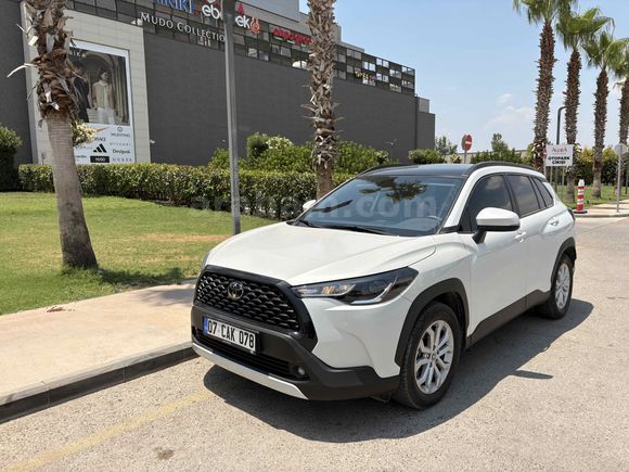 Sahibinden Toyota Corolla Cross 1.8 Hybrid Flame X-Pack 2024 Model 