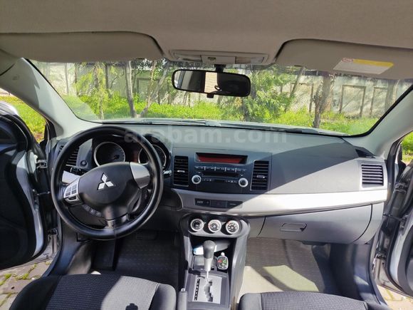 Sahibinden Mitsubishi Lancer 1.5 Invite 2009 Model