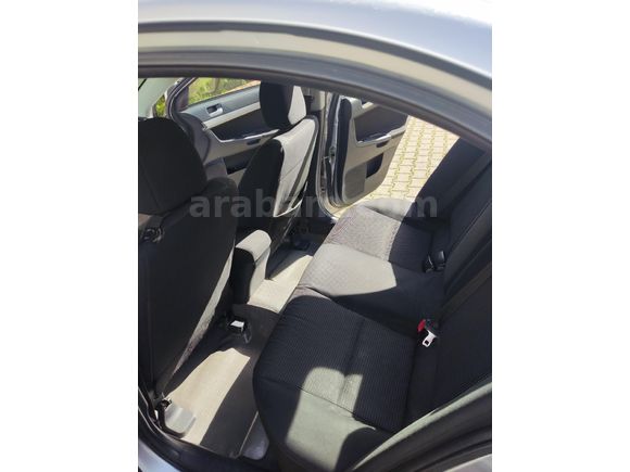 Sahibinden Mitsubishi Lancer 1.5 Invite 2009 Model