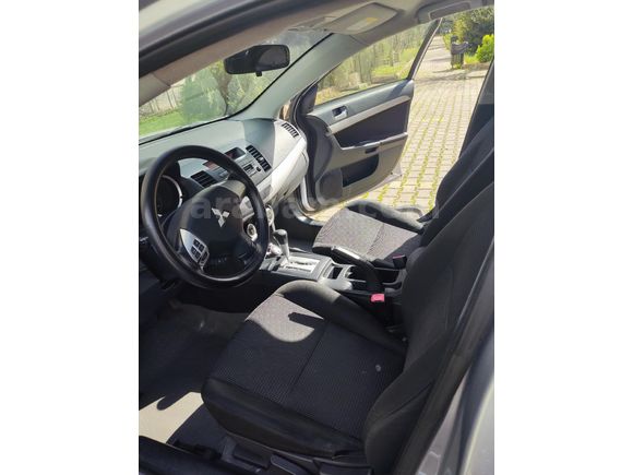 Sahibinden Mitsubishi Lancer 1.5 Invite 2009 Model
