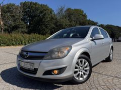 Galeriden Opel Astra 1.3 CDTI Essentia 2011 Model İstanbul 196.007 km Gri (Gümüş)