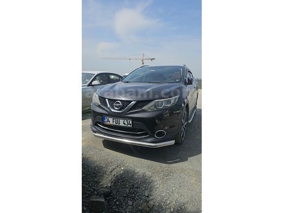 Sahibinden Nissan Qashqai 1.6 dCi Black Edition 2015 Model