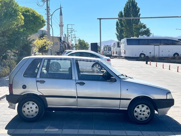 Sahibinden Fiat Uno 70 S 2000 Model