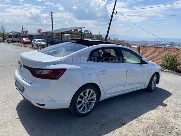 Sahibinden Renault Megane 1.5 dCi Icon 2017 Model  Beyaz
