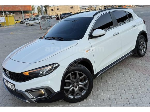 TR'DE'TEK HATASIZ BOYASIZ 2022 ÇIKIŞLI 67'KM CROSS LOUNGE DOLUSU