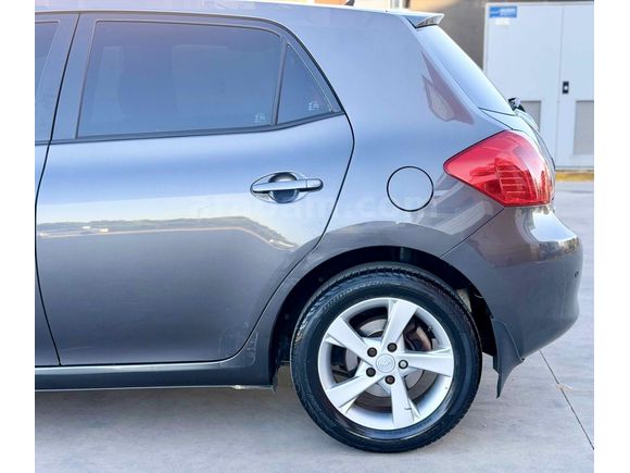 HATASIZ BOYASIZ 152 BİNDE TOYOTA AURİS 1.4 D - 4D