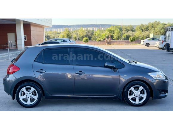 HATASIZ BOYASIZ 152 BİNDE TOYOTA AURİS 1.4 D - 4D