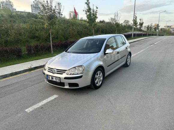 Askeri personelden   Bakımlı düz motor otomatik Golf

