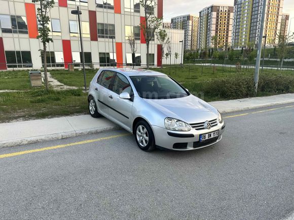 Askeri personelden   Bakımlı düz motor otomatik Golf

