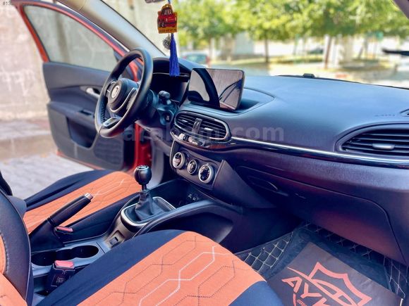 2023 MODEL 1.4 LPG'Lİ EGEA CROS HATASIZ 35 BİN KM DE LONGE PAKET