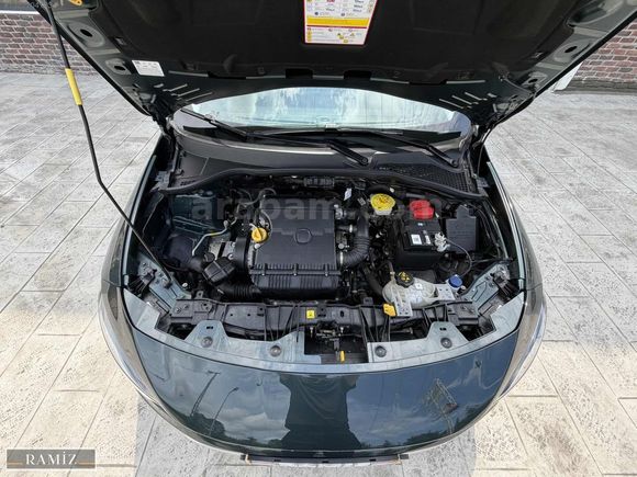 RAMİZ AUTO | 2025 EGEA CROSS 1.4 FIRE LOUNGE GSR | 6.200 KM