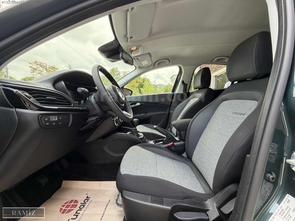 RAMİZ AUTO | 2025 EGEA CROSS 1.4 FIRE LOUNGE GSR | 6.200 KM