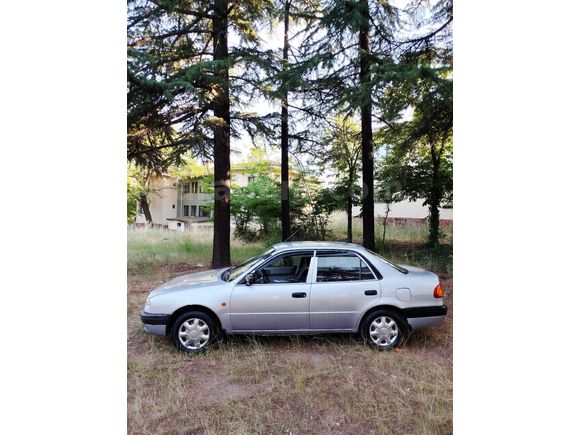 1999 TOYOTA COROLLA l