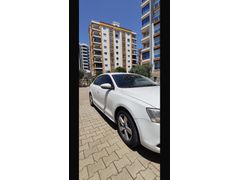 MEMURDAN HASAR KAYITSIZ DEĞİŞENSİZ OTOMATİK Dizel jetta Comfortline 2011 Model 