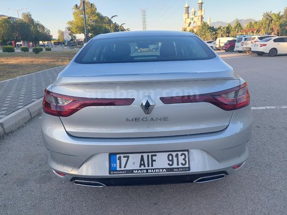 Sahibinden Renault Megane 1.3 TCe Touch 2025 Model
