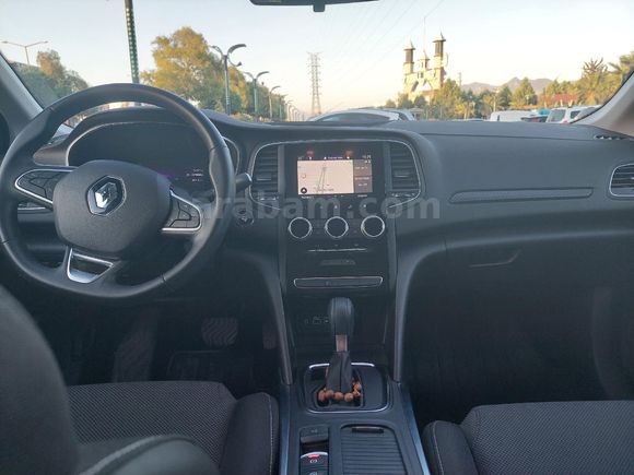 Sahibinden Renault Megane 1.3 TCe Touch 2025 Model