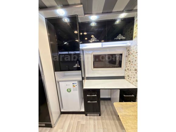 Sahibinden Karavan Mercedes Sprinter 413 CDI / Çift Teker Ağır Şasi Alkovenli VIP  