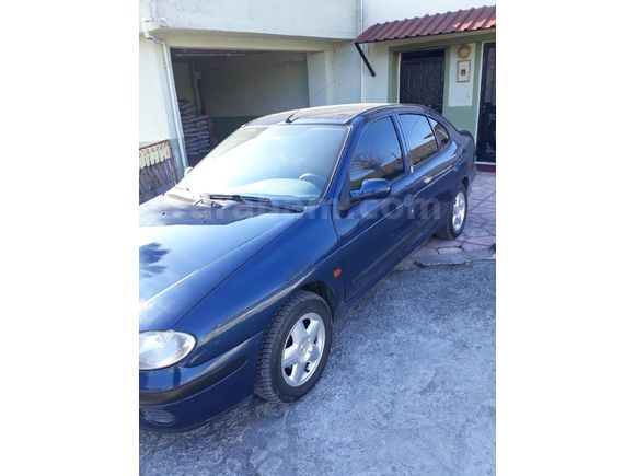 Sahibinden Renault Megane 1.4 RTA 2002 Model