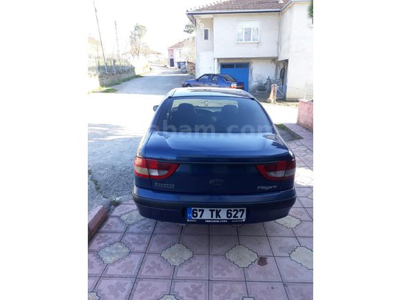 Sahibinden Renault Megane 1.4 RTA 2002 Model
