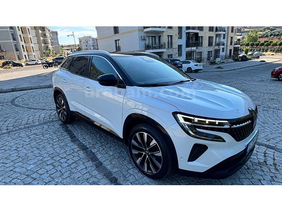 Sahibinden Renault Austral 1.3 Hybrid Techno 2023 Model 