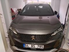 Sahibinden Peugeot 3008 1.5 BlueHDI Allure 2023 Model Sakarya 35.000 km Gri