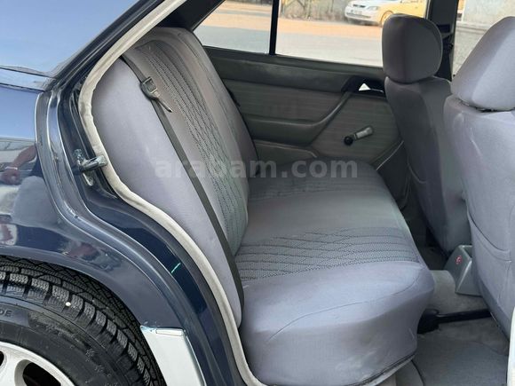 Beodway Parasına Mercedes - Benz E 200 1986 Model Ankara
