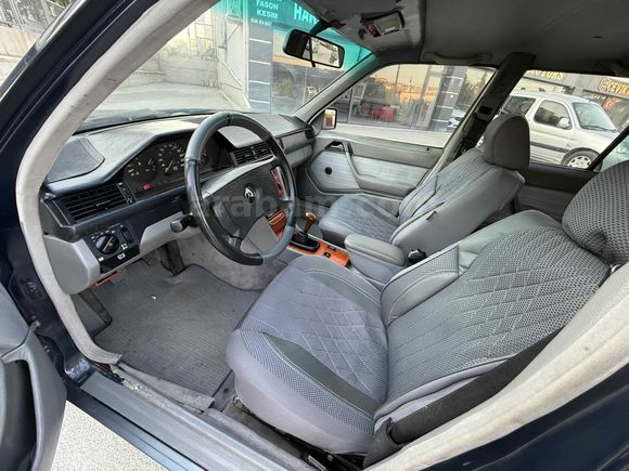 Beodway Parasına Mercedes - Benz E 200 1986 Model Ankara