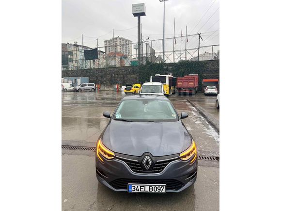 Sahibinden Renault Megane 1.5 Blue DCI Icon 2021 Model 