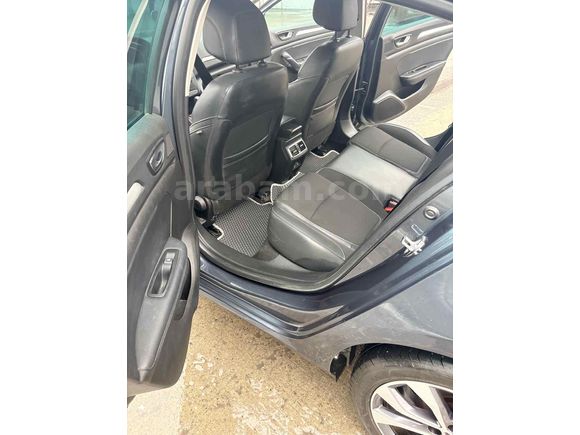 Sahibinden Renault Megane 1.5 Blue DCI Icon 2021 Model 