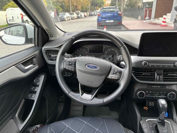 Sahibinden Ford Focus 1.5 Ti-VCT Titanium 2021 Model 