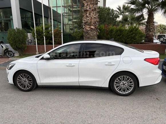 Sahibinden Ford Focus 1.5 Ti-VCT Titanium 2021 Model 