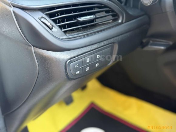 BİLEK AUTO'DAN 2022 MODEL HATASIZ BOYASIZ 55.000 KM