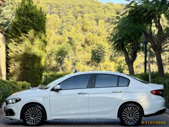 BİLEK AUTO'DAN 2022 MODEL HATASIZ BOYASIZ 55.000 KM