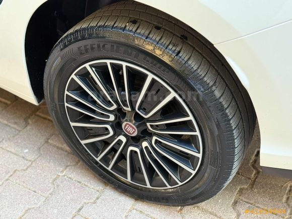 BİLEK AUTO'DAN 2022 MODEL HATASIZ BOYASIZ 55.000 KM