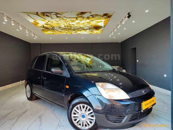 BURSA 16 MOTORS DAN OTOMOBİL BAKIMLI MASRAFSIZ FORD FİESTA