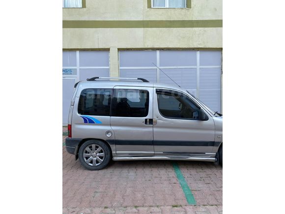Sahibinden Peugeot Partner 1.9 D 2002 Model