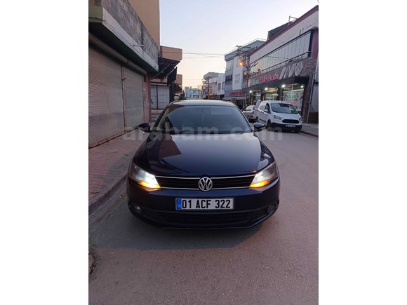 Sahibinden hatasız boyasız değişensiz Volkswagen Jetta 1.6 TDi Trendline 2013 Model Adana