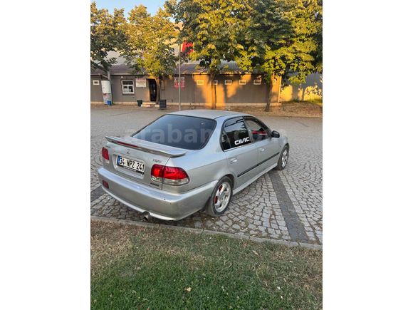 Sahibinden Honda Civic 1.6 i ES 2000 Model 