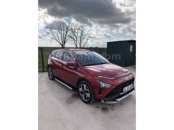Sahibinden Hyundai Bayon 1.4 MPI Style 2023 Model  35000 km Kırmızı